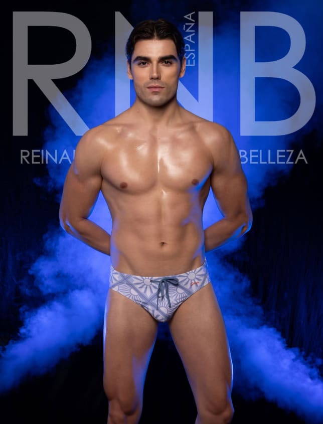 Mario Izquierdo, una belleza de altura de Guardamar rumbo a Míster RNB España
